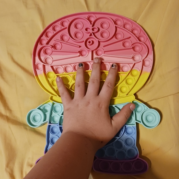 Fidget - Picture 2 of 2